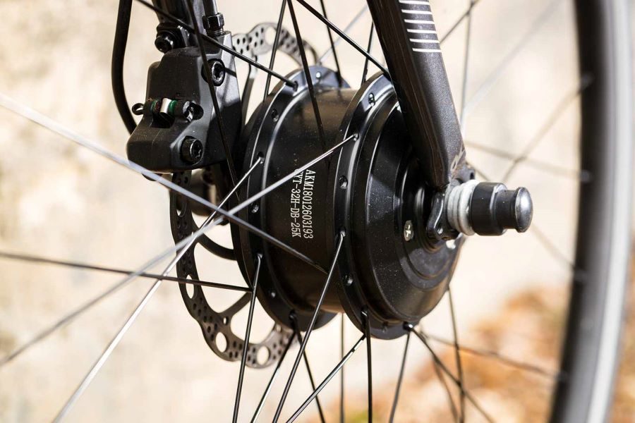 Les étapes à suivre pour réparer la roue d'un vélo électrique